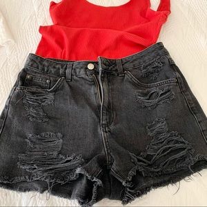 TOPSHOP - High Waisted MOTO Ripped Mom Shorts